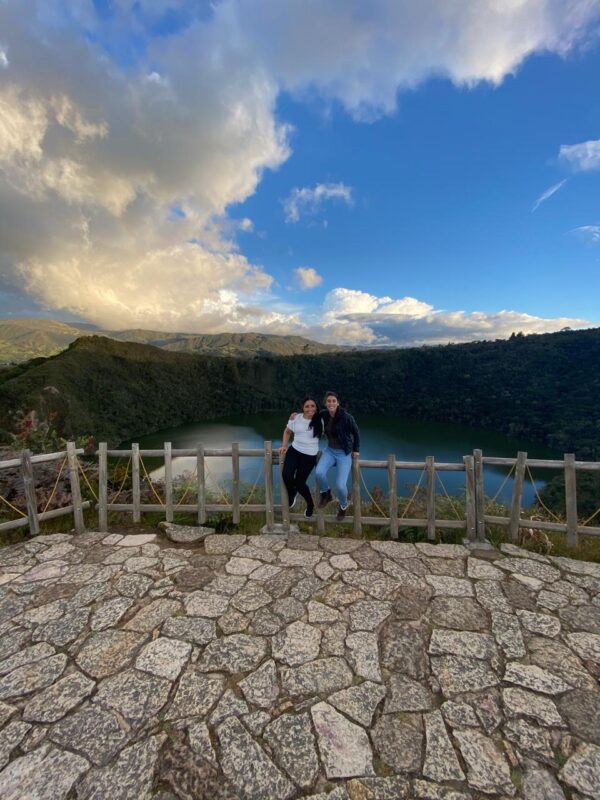 TOUR LAGUNA DE GUATAVITA Y CASA AL REVÉS - Image 2